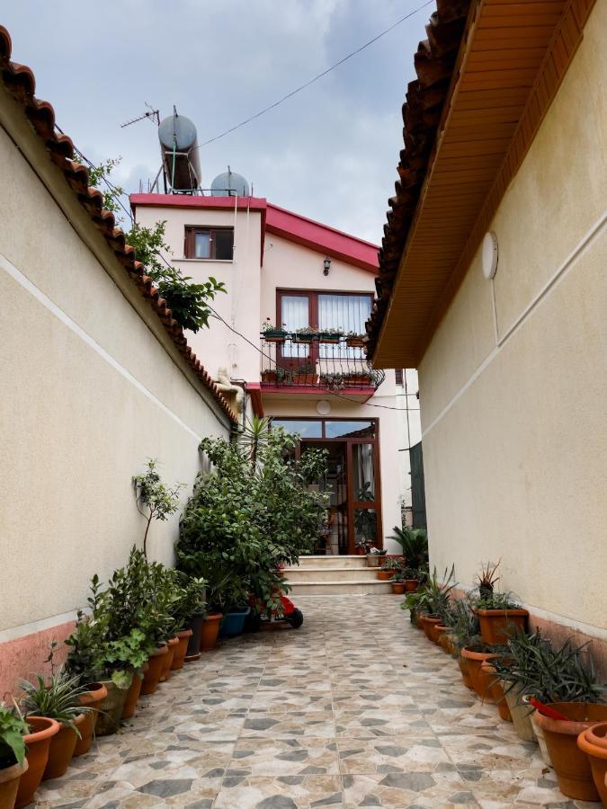 Vila Kodra Тирана Екстер'єр фото